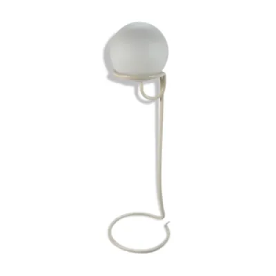 lampadaire globe conçu - design