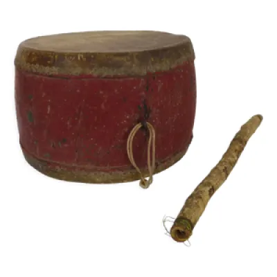 Tambour traditionnel - rouge deux