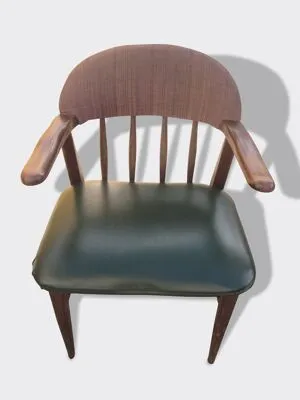fauteuil de style Scandinave - vert