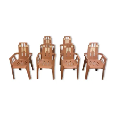 chaises créées par
