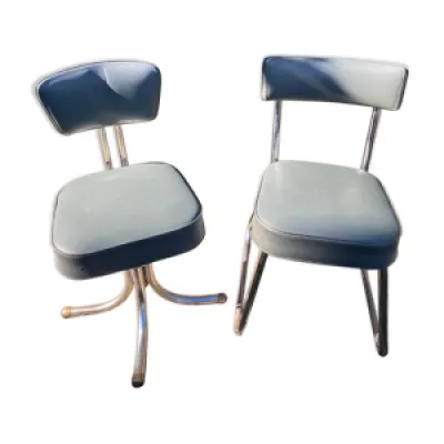 chaises 1950 en skaï