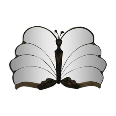 Miroir en forme de papillon