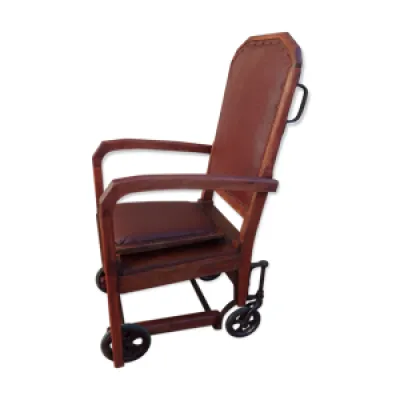 fauteuil roulant ancien