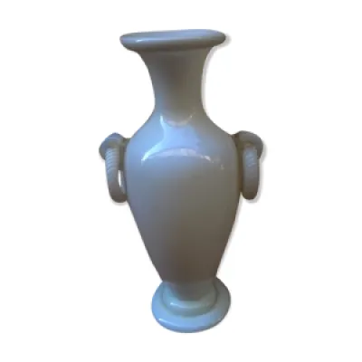 vase en opaline ancien
