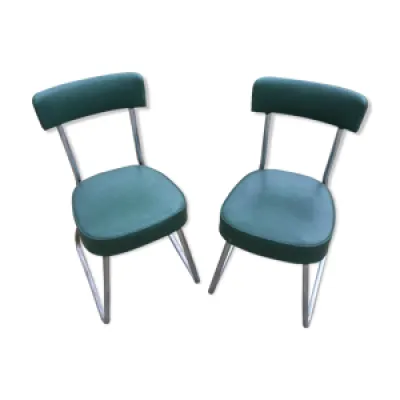 2 chaises industrielles
