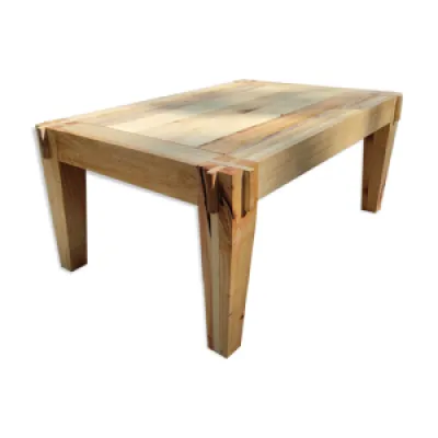 Table basse en bois huilé