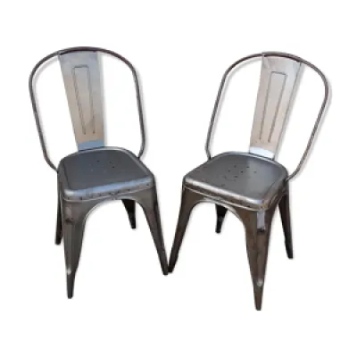 Paire de chaises en métal - gris