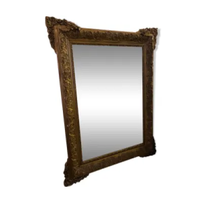Miroir ancien ornementé