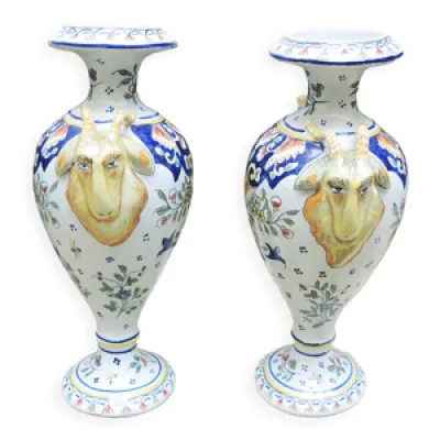 2 anciens vases style - vieux rouen