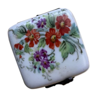 Boite pilulier porcelaine - motif floral