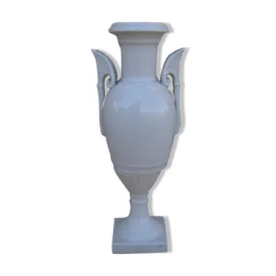 vase en porcelaine ancien