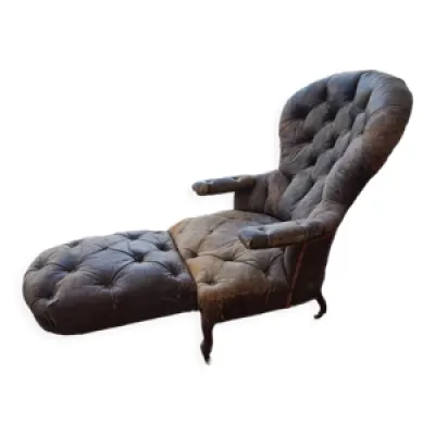 Fauteuil chesterfield - pliable repose pied