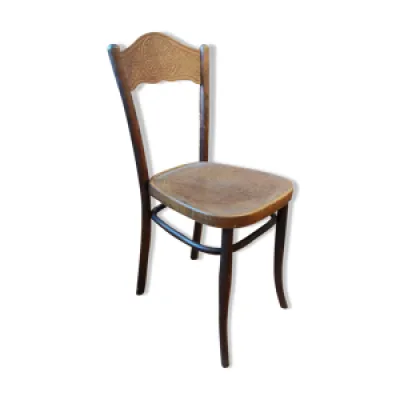 ancienne chaise estampillée
