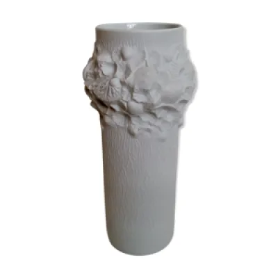 Vase en porcelaine kaiser