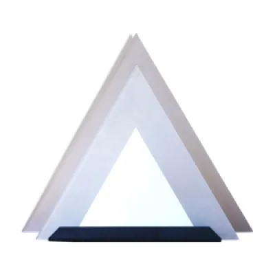 lampe pyramide en verre