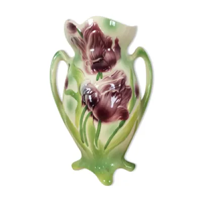 Vase tulipe en barbotine
