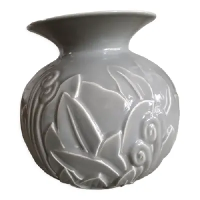 Vase art-déco au motif - floral