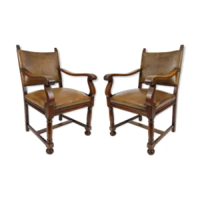 Paire de fauteuils en - 1940 cuir