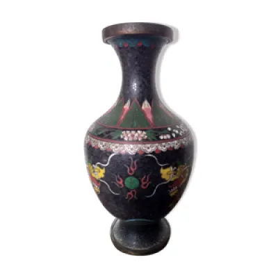 Vase en laiton asiatique