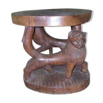 Table sculptée en bois - fer