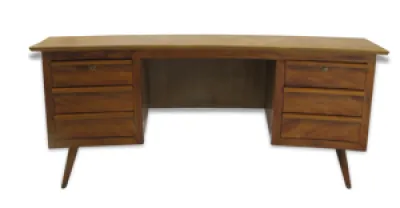 Curved Execturive desk