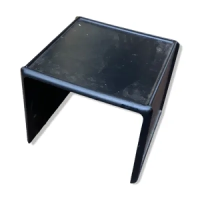 Table basse noire en - bois