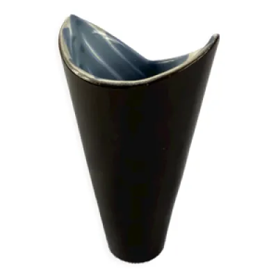 vase design 1954  Mari