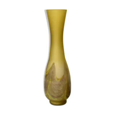 Vase en pâte de verre - long col
