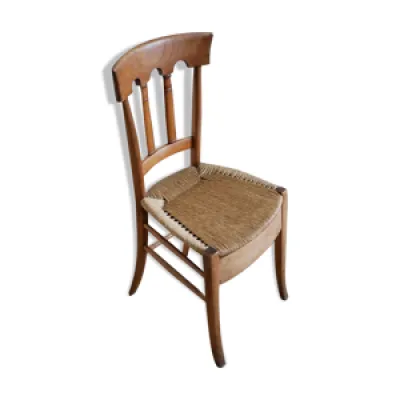 Ancienne chaise paillée
