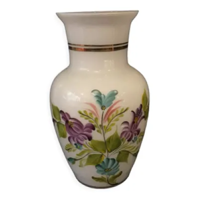 Vase en opaline blanche - decor floral