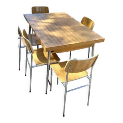 table formica et chaises