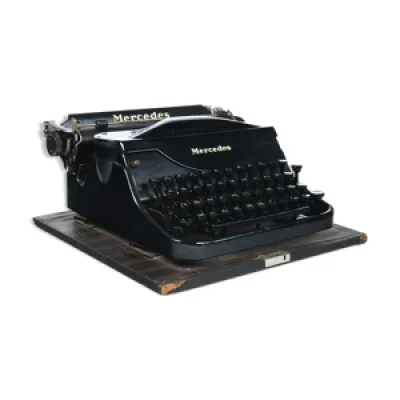 Machine à écrire Mercedes - 1910