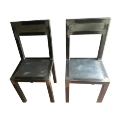 2 chaises métal brut