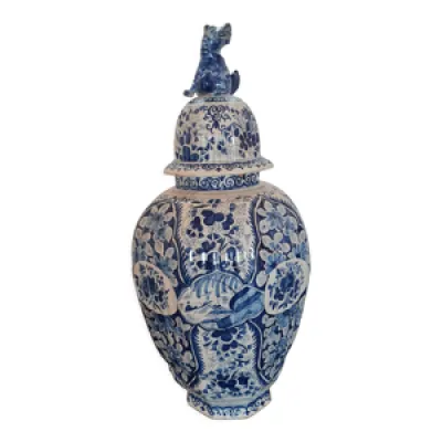 Vase Delft avec couvercle - chien