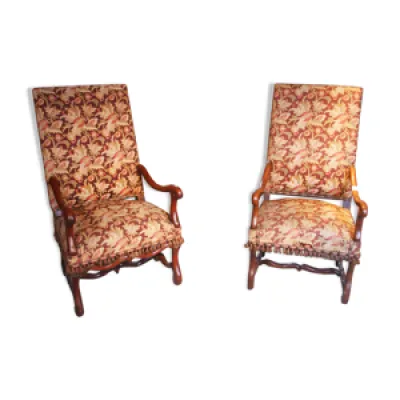 Deux fauteuils d'époque - louis xiii