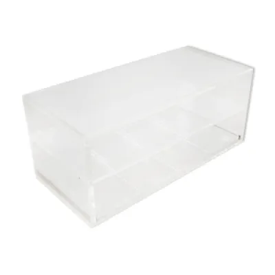 Table basse en acrylique - plexiglas