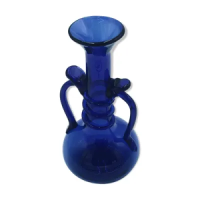 Vase en verre bleu , - art nouveau