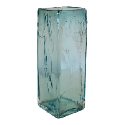 Vase en verre bleu art