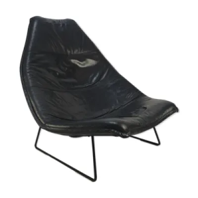 fauteuil modèle F585 - geoffrey harcourt