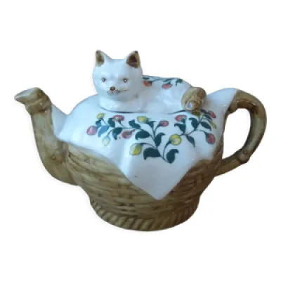 Théière chat en porcelaine - panier
