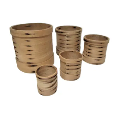 Cinq boîtes cylindriques - bois massif