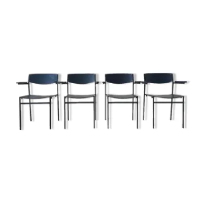 4 fauteuils empilables - van bleu