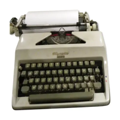 Machine à écrire de secrétariat
