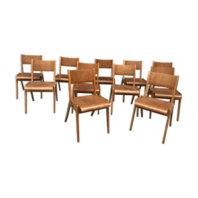 Série de 11 chaises
