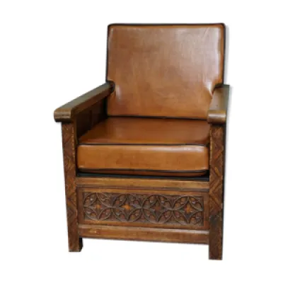 Antique armchair in sheep - wood