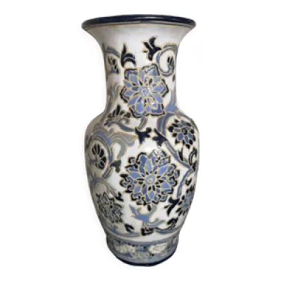 Vase balustre en céramique - fin