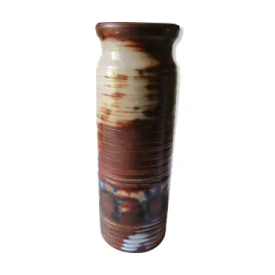 Vase ancien en terre - cuite