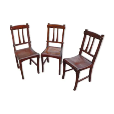 3 chaises de brasserie