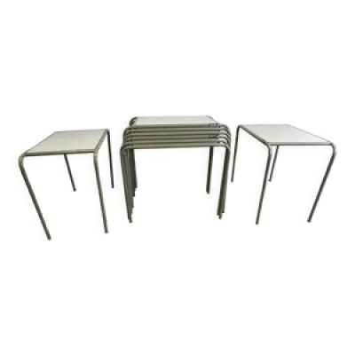 8 Tables rectangulaires - salle