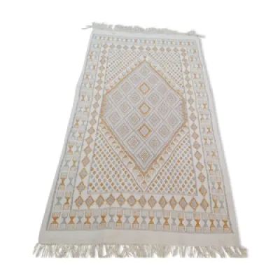 tapis traditionnel tissé - pure